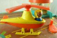 Vintage Fisher Price 1972 Play Family Airport Little People Helicopter 