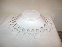 Westmoreland Doric Oval Crimped Center Fruit Bowl VFC  