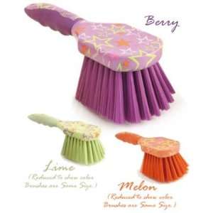 Lucky Star Bucket Brush Berry