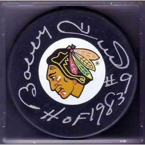  Autographed Bobby Hull Puck   * * W COA 5A: Sports 