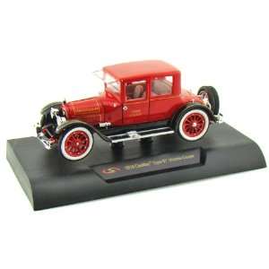  1918 Cadillac Type 57 Victoria Coupe 1/32 Red Toys 