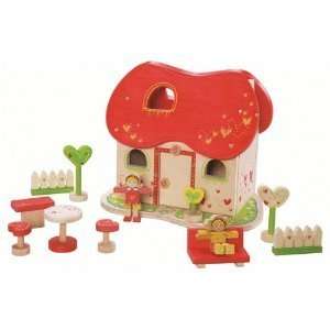  Heart Shaped Wooden Doll House: Toys & Games