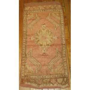   Rug R816 1.6 ft. x 3.5 ft. Turkish Yasticks Rug