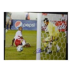  Thierry Henry Autographed Soccer   Sports Memorabilia 