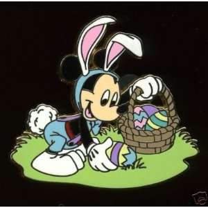  Disney Pin/Mickey Mouse Easter Bunny Pin 