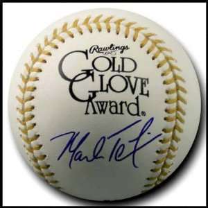   Signed Baseball: Official Gold Glove Baseball: Sports & Outdoors