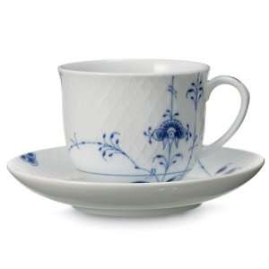  Blue Palmette Cup & Saucer: Kitchen & Dining