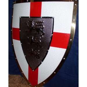 CRUSADER SHIELD WITH LION #2: Sports & Outdoors