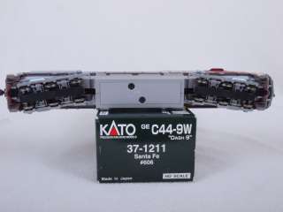 Kato 37 1211 HO Dash 9 C44 9W Santa Fe ATSF #606 Detailed  