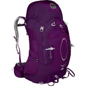  Osprey Packs Aura 65 Backpack   3800 4200cu in: Sports 