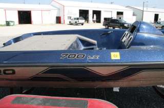 1998 Tracker Nitro 700 LX Bass Boat Needs Fiberglass Work No Trailer 