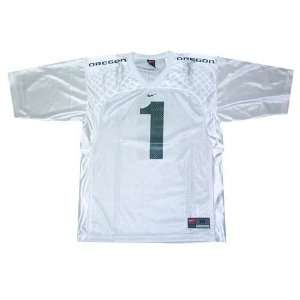  Nike Oregon Ducks #1 White Replica Football Jersey: Sports 