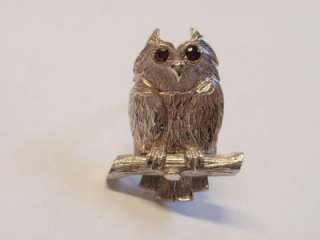 VINTAGE 1990S 18CT WHITE.G. OWL ON MOVING BRANCH BROOCH  