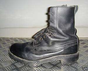   British Army Black Leather Vintage Combat / Assault Boots   UK size 9