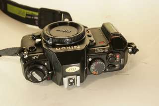 Nikon F 501 camera body w/ AA battery adapter N2020  