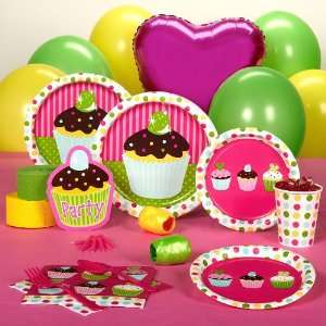    Sweet Treats Cupcakes Deluxe Party Pack for 16: Toys & Games