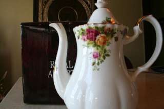 NEW ROYAL ALBERT OLD COUNTRY ROSES COFFEE POT  