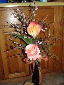 Silk Flower Black Bud Vase Peach Sonia Rose & Calla Lily Cascading 