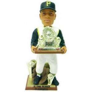 Pittsburgh Pirates Roberto Clemente Gold Glove Forever Collectibles 