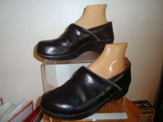 Dansko Mens Black Leather Slip On Shoes Size 41  