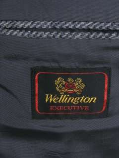   Wellington Executive Tweed Sport Coat Gray Herringbone 42R Perfect