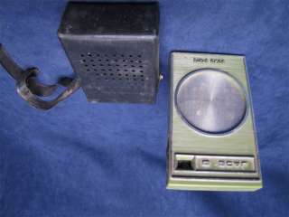 Vintage Solid State Jade 8 Transistor Radio With Case  