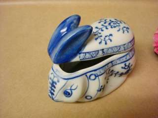 Blue & White Bunny Rabbit Ceramic Foliage Design Super  