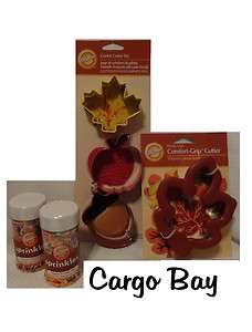 NEW WILTON COOKIE CUTTER APPLE LEAF ACORN FALL THANKSGIVING CUTTERS 