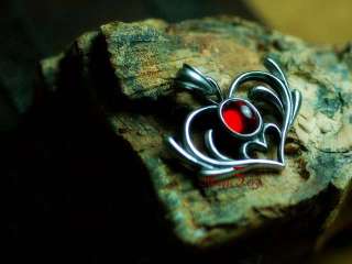 Vintage Gothic Heart Shape Love Necklace Pendant YP001  