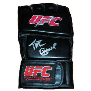  Ben Henderson Autographed UFC Glove Sports Collectibles