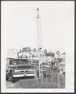  Photo 1962 Chevrolet Truck Tilt A Whirl Carnival Ride 680424  